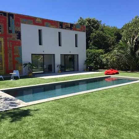 Le Cube Hotel Design A Hyeres Plage Avec Piscine Et Cuisine 외부 사진