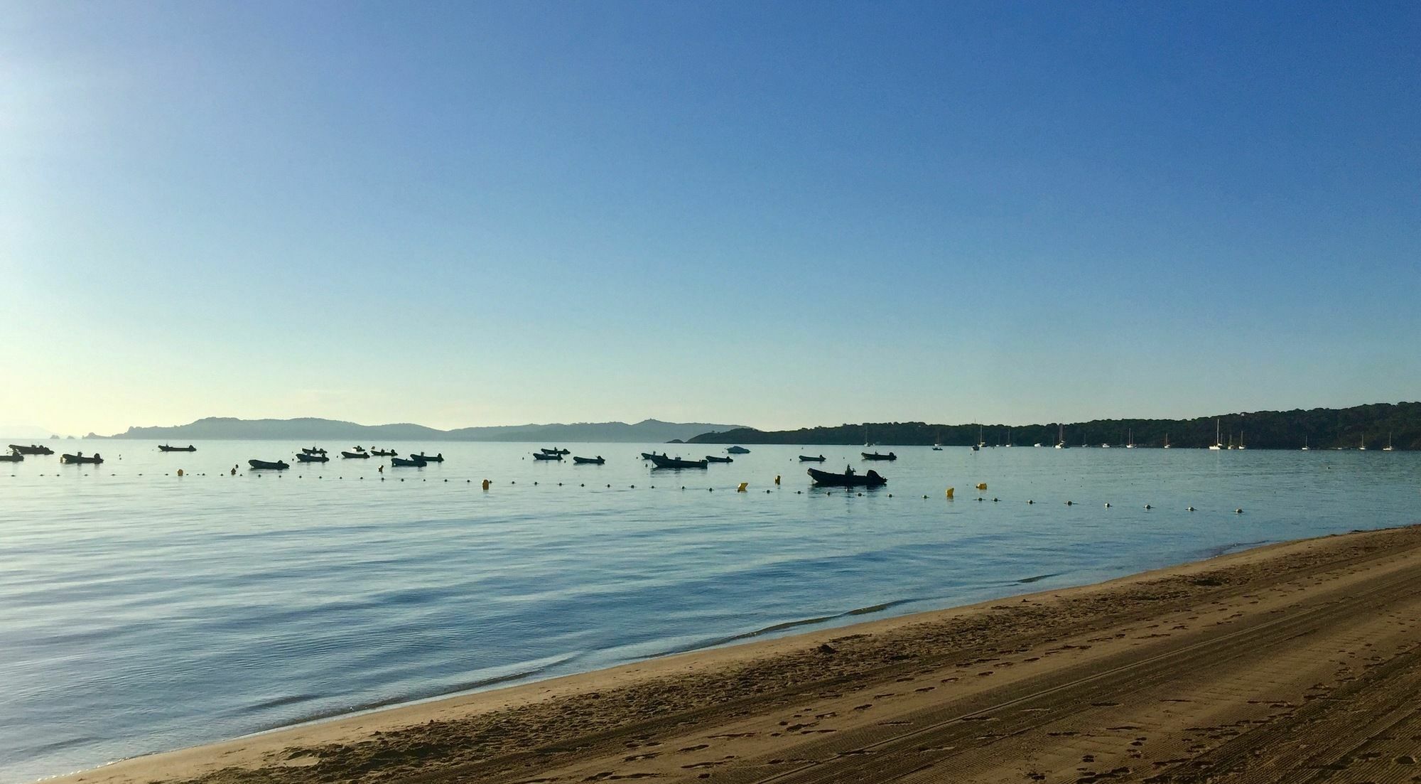 Le Cube Hotel Design A Hyeres Plage Avec Piscine Et Cuisine 외부 사진